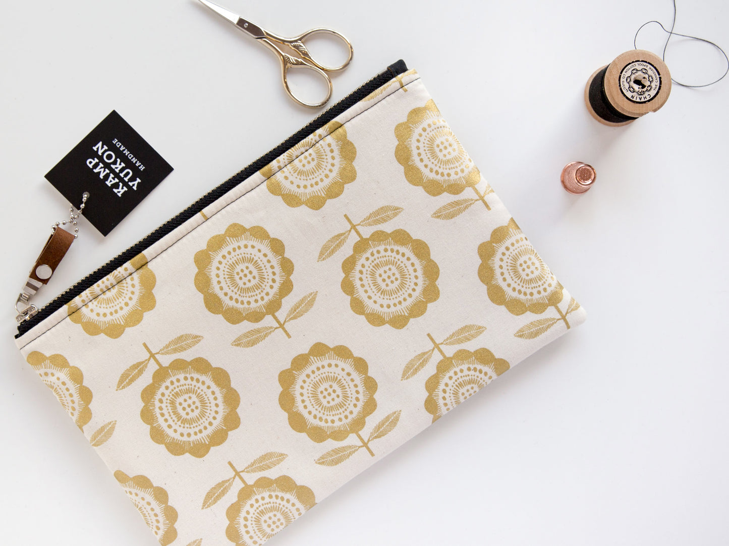 Flat Pouch - Gold Flowers