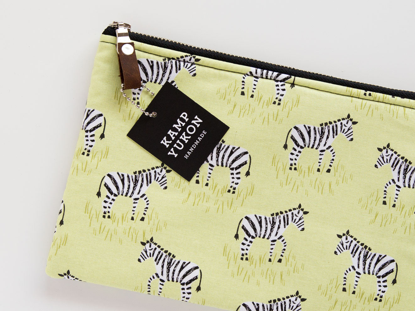 Flat Pouch - Zebra Grass