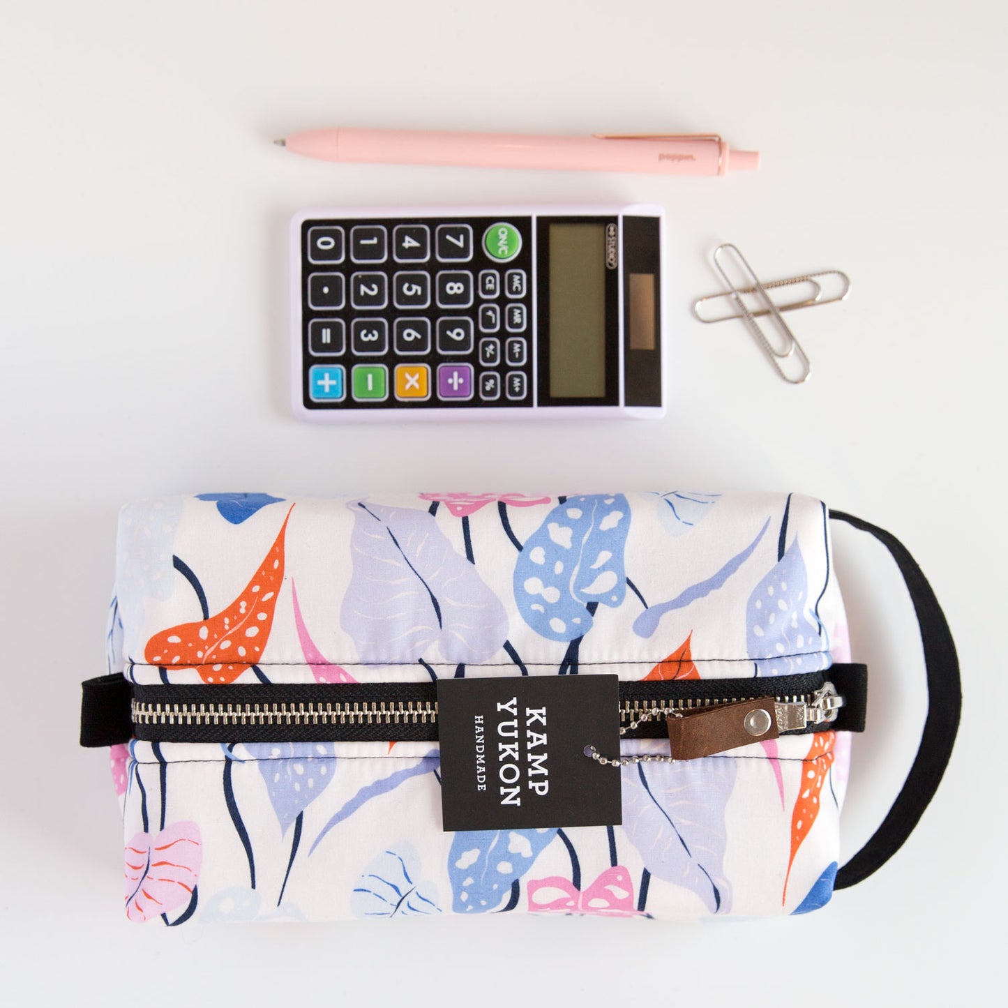Box Pouch - Dancing Leaflets