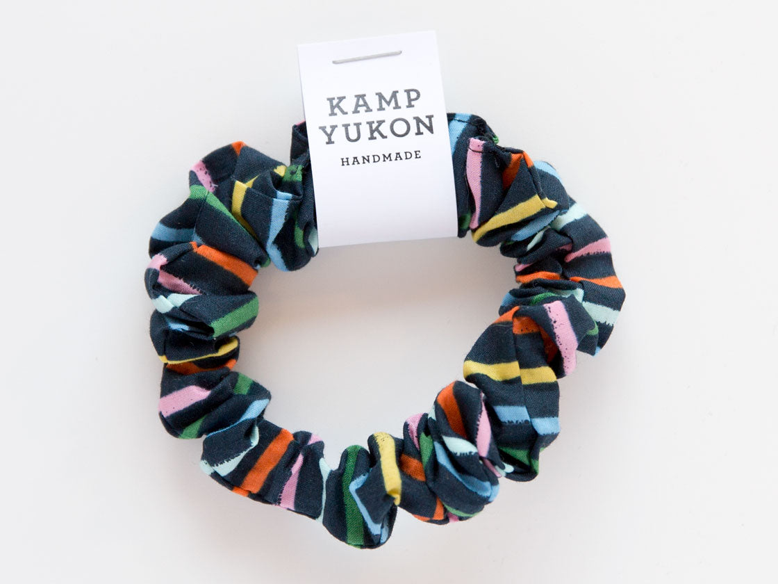 Skinny Scrunchie - Rainbow - Navy