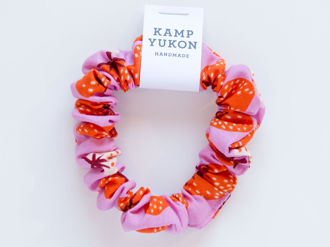 Skinny Scrunchie - Strawberries - Purple