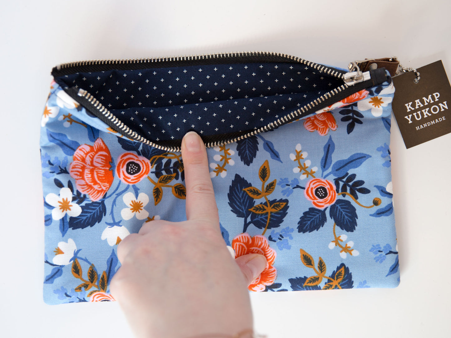 Flat Pouch - Floral Periwinkle