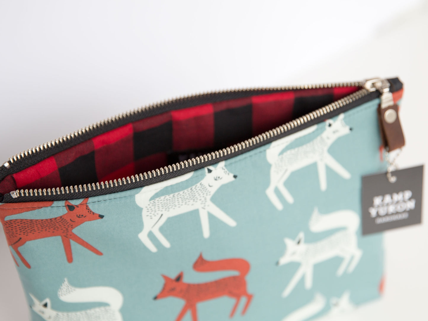 Large Pouch - Sneaky Foxes