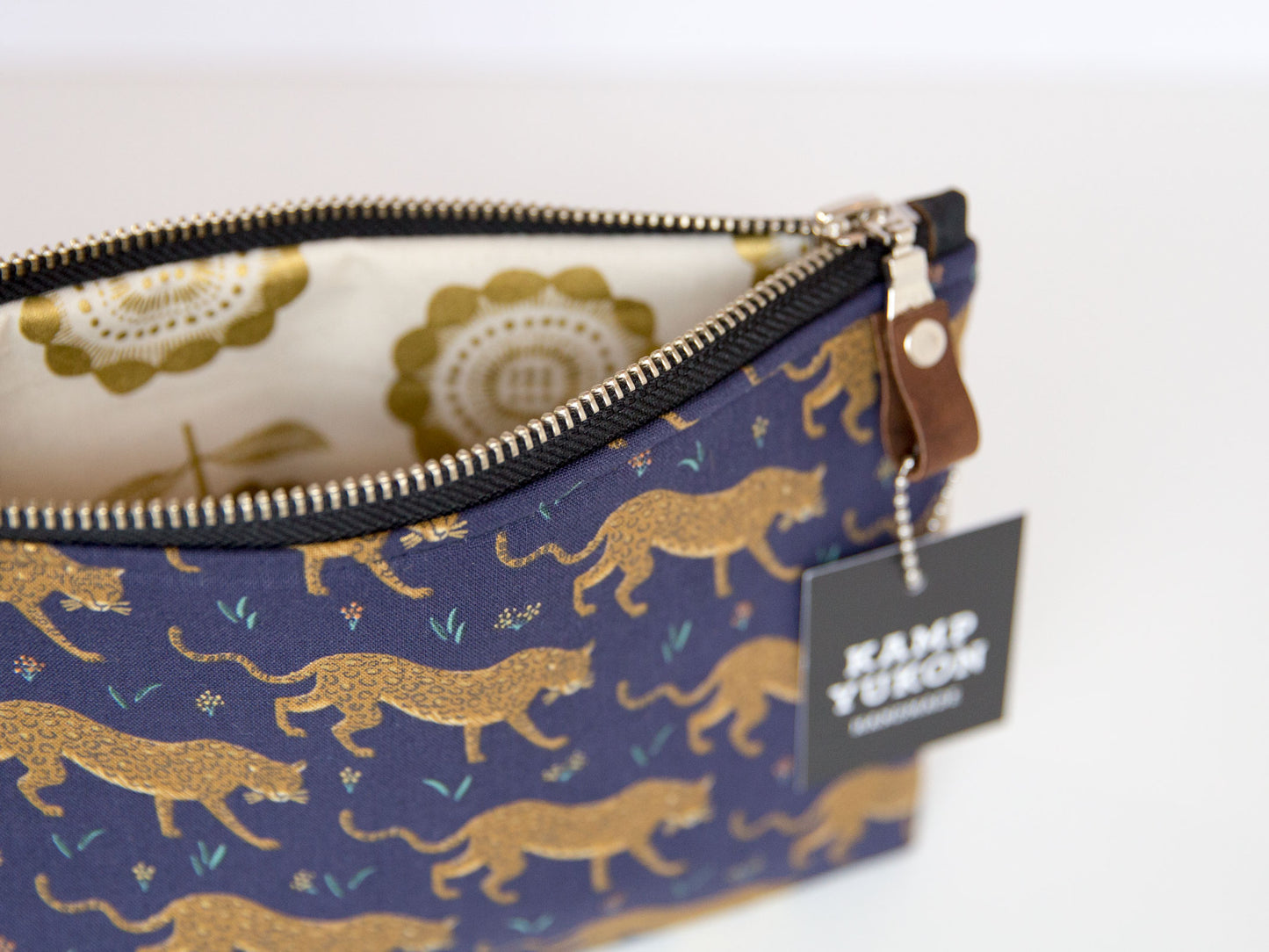 Small Pouch - Leopards - Navy