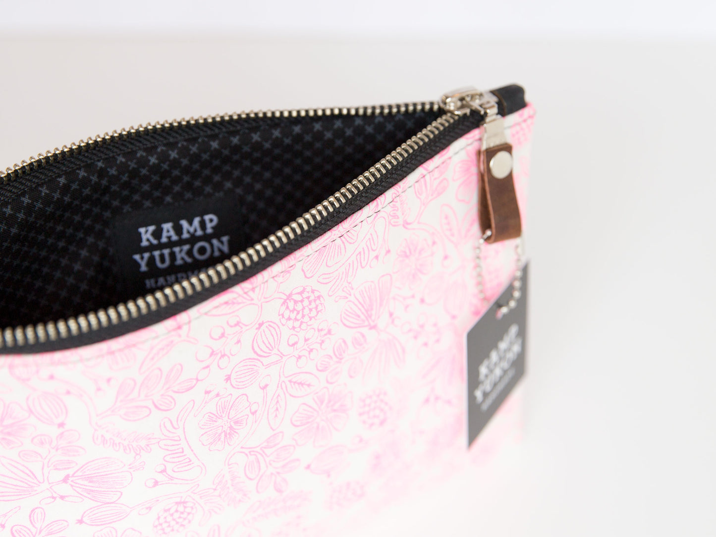 Small Pouch - Neon Pink