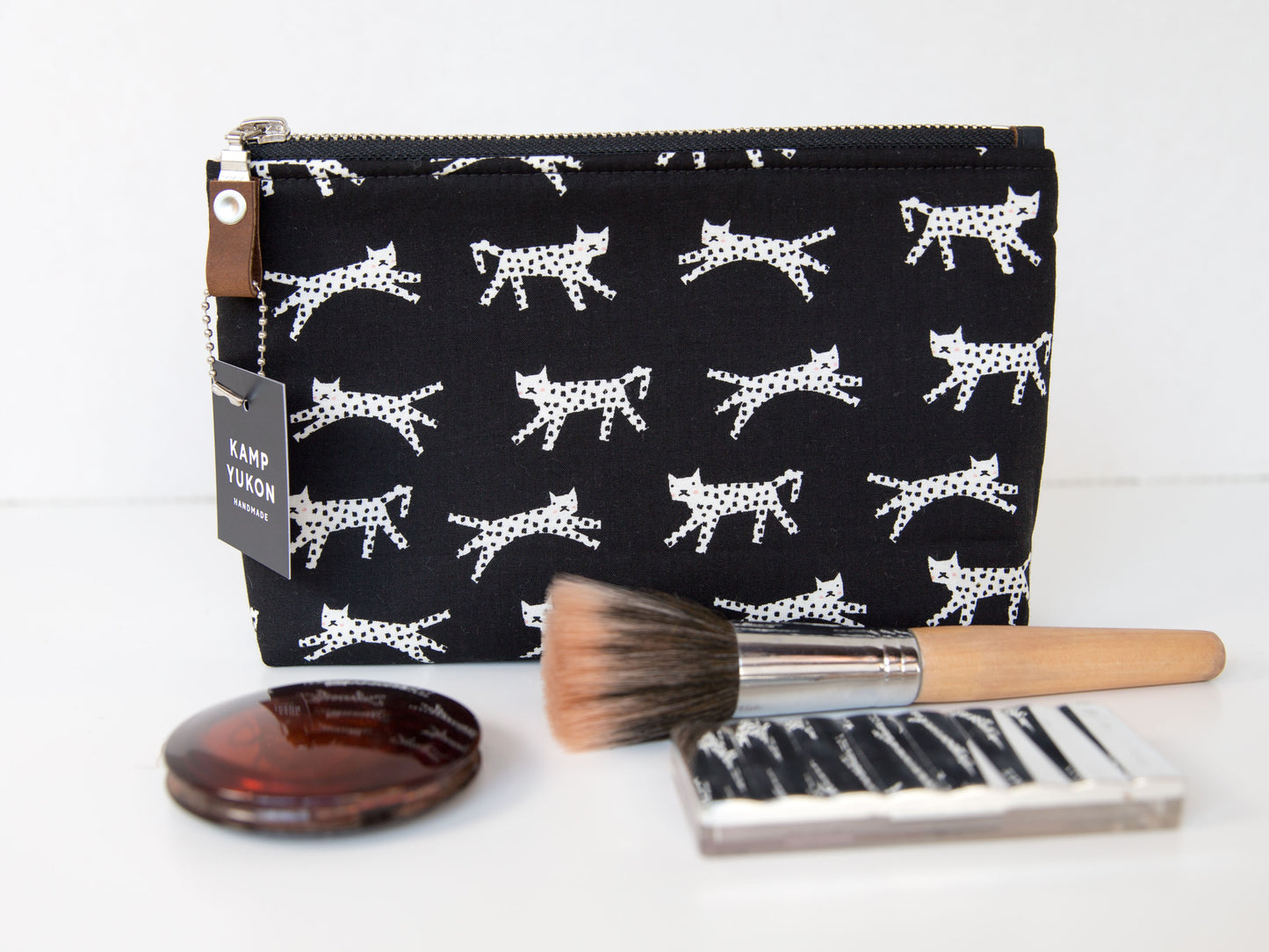 Small Pouch - Leopard Kitties - Black