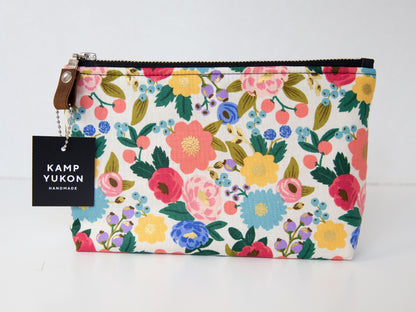 Small Pouch - Vintage Garden