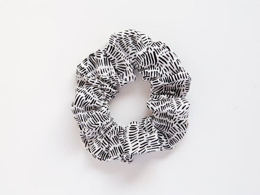 Scrunchie - Lines - Black & White
