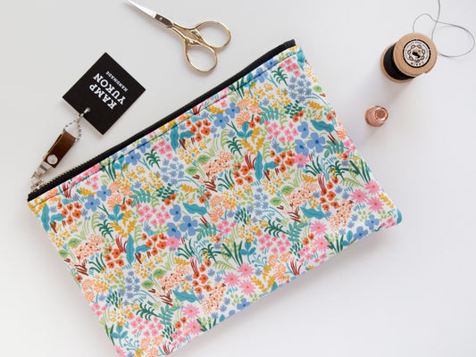 Flat Pouch - Meadow Pink