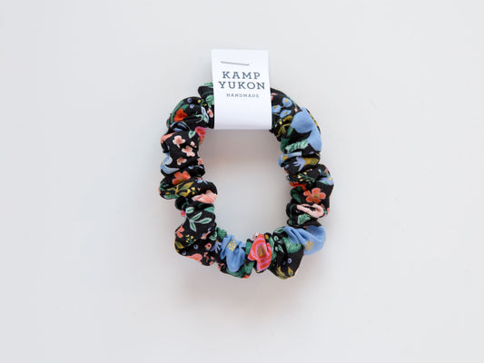 Skinny Scrunchie - Wild Rose - Black