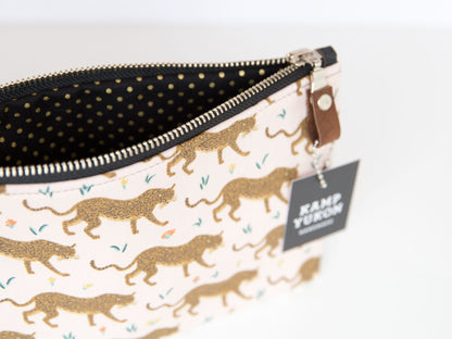 Small Pouch - Leopards - Blush